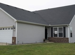 734 Sedgegrass Dr, Champaign, IL 61822