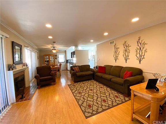 3rd image of 16741 Lawnwood St