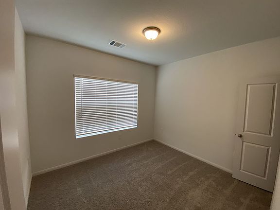 4th image of 172 Zion Dr