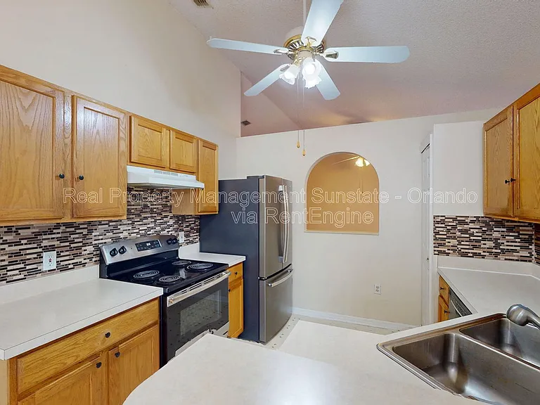 654 Caladesi Trl — Photo 11