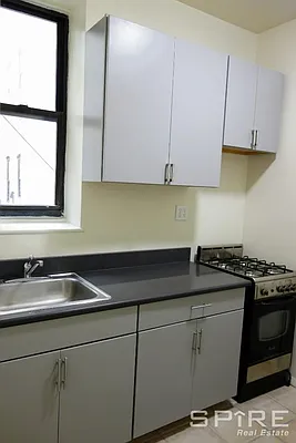 Rented by Spire Group | media 18