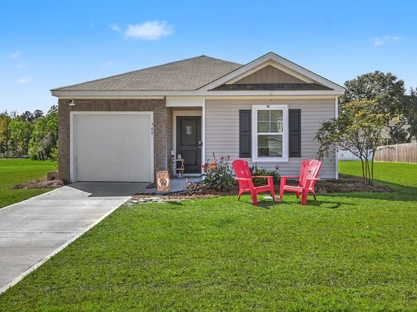 365 Spruce Ivy St, Moncks Corner, SC 29461