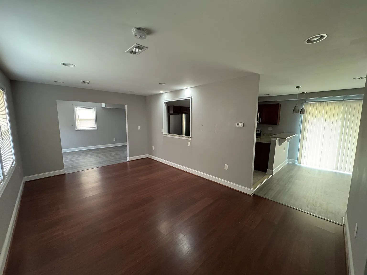 3 bed, 2.5 bath, 1471 sqft, $2,875 — Photo 3