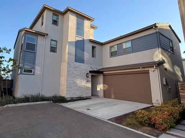 5866 Silhouette Ct, Dublin, CA 94568