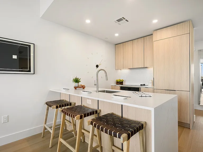 880 Atlantic Ave #6D — Photo 6