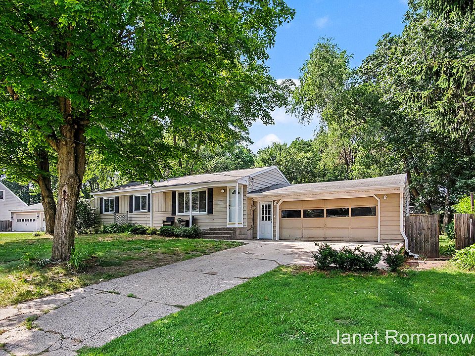 1st image of 11141 Woodbushe Dr SE