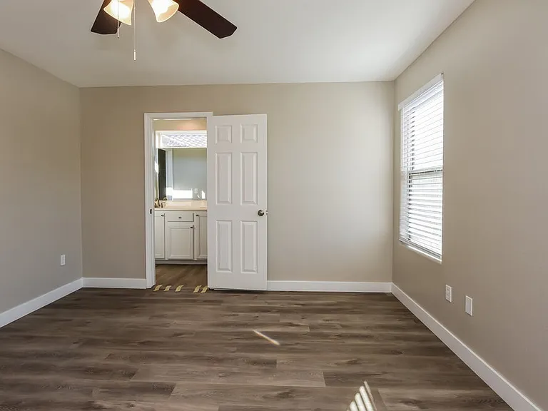 9997 Big Bow Springs Ct — Photo 10