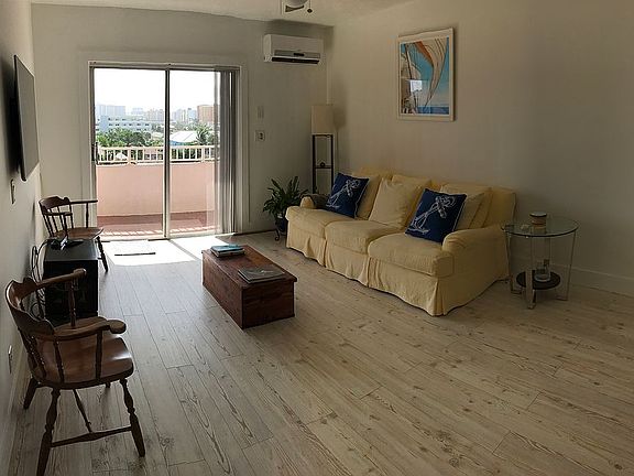 2nd image of 3201 NE 14th Street Cswy APT 705