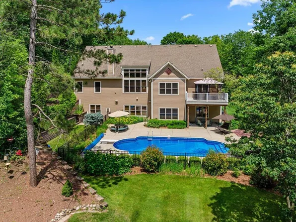 4451 Hartstone DRIVE, Slinger, WI 53086