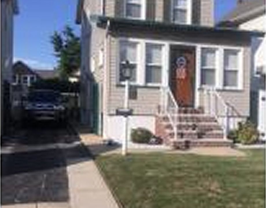 1st image of 33 Ellington St