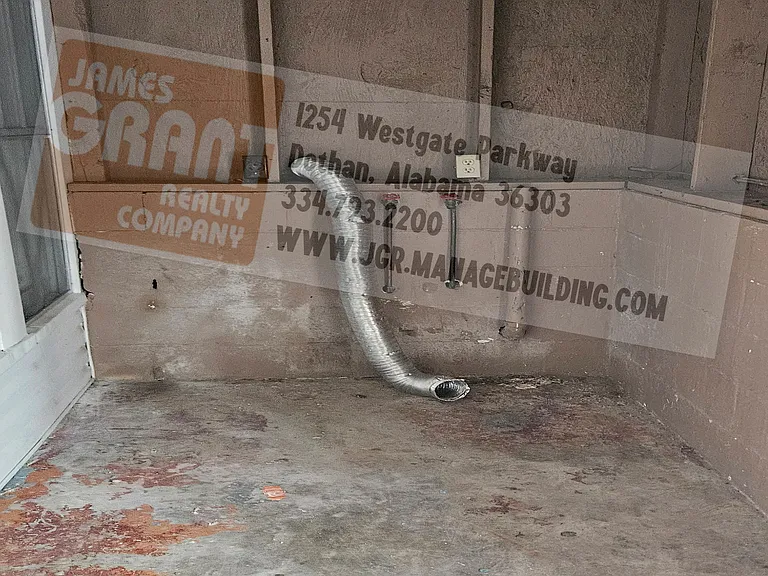 1107 E Lafayette St — Photo 36