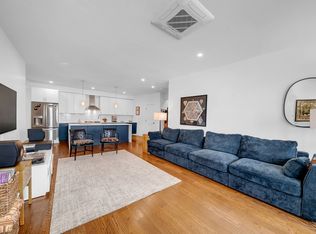 133 Boardman St #PENTHOUSE 6, Boston, MA 02128