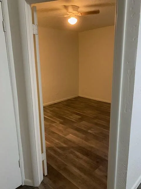 2 bed, 925 sqft, $1,760 — Photo 4