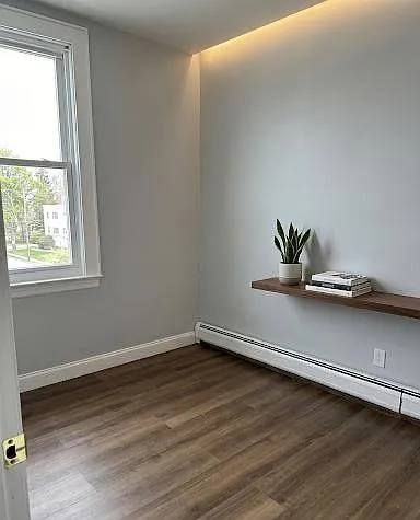 25 E 18th St #2 — Photo 3