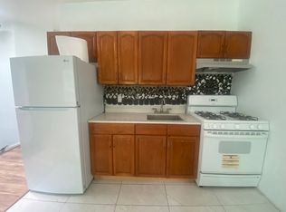 10218 Park Ln S FLOOR 2, Richmond Hill, NY 11418