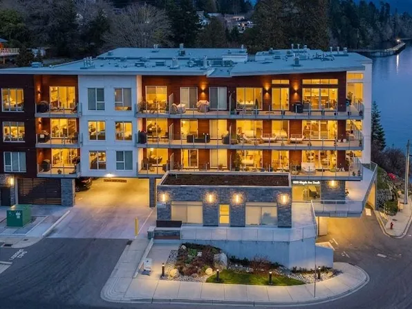 1820 Maple Ave S #207, Sooke, BC V0S 1N0
