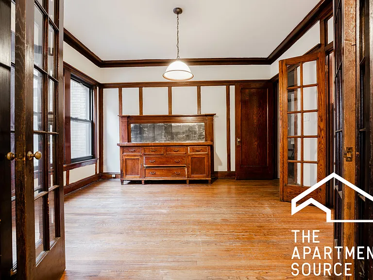 2426 N Sawyer Ave #1W — Photo 5