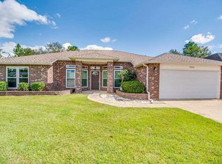 2606 Youngwood Ln, Cantonment, FL 32533