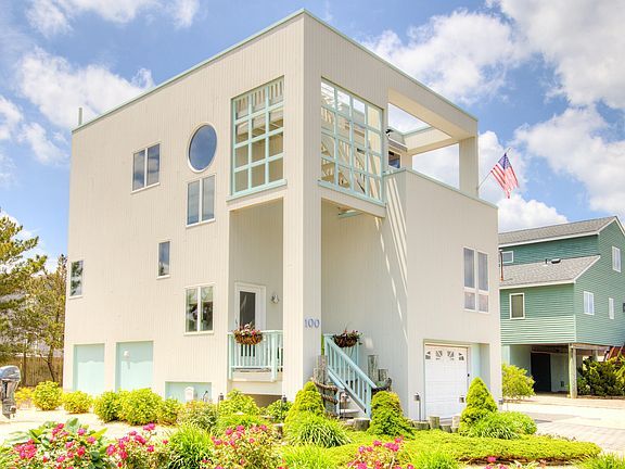 2nd image of 100 W Mckinley Avenue