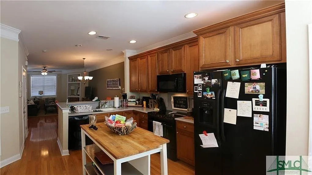2 bed, 2.5 bath, 1516 sqft, $1,995 — Photo 4