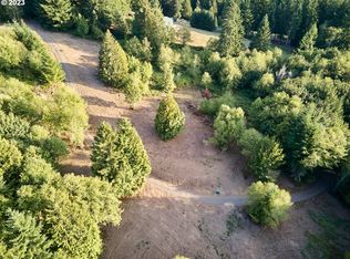 621 Young Rd, Kelso, WA 98626