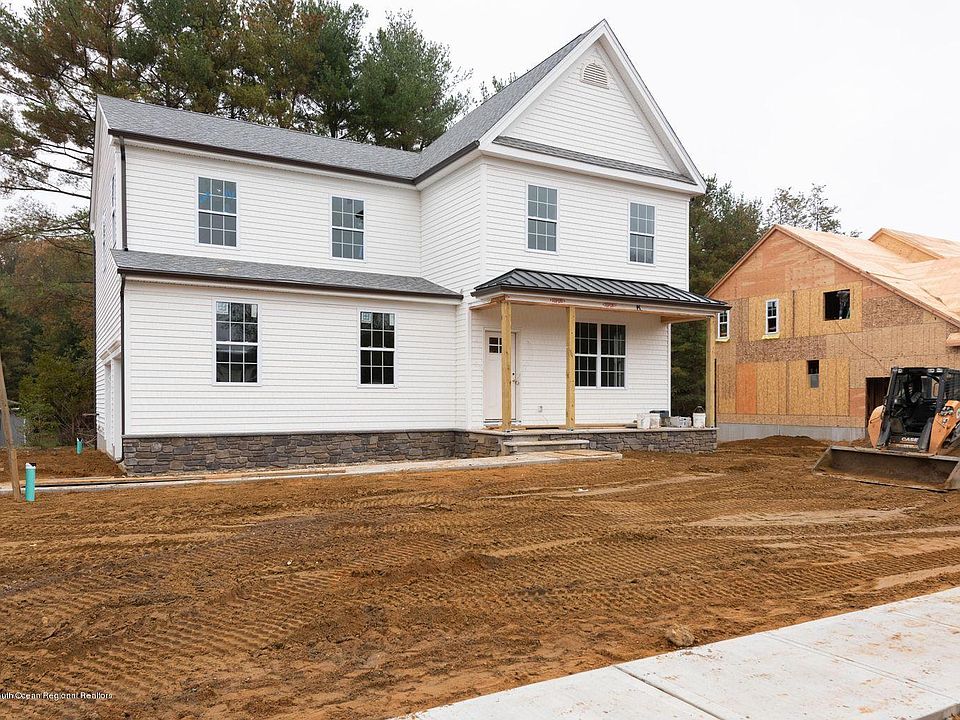 2nd image of 5 Oxley Ln