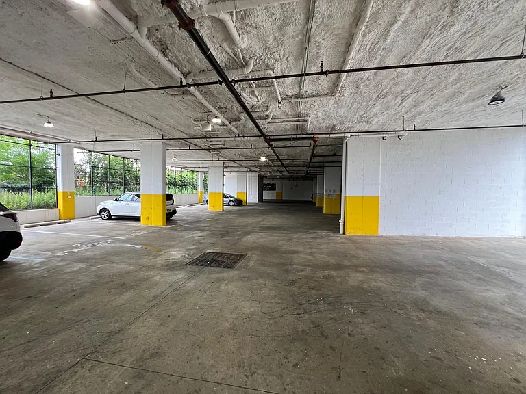 18 Freeway Dr E #502 — Photo 12
