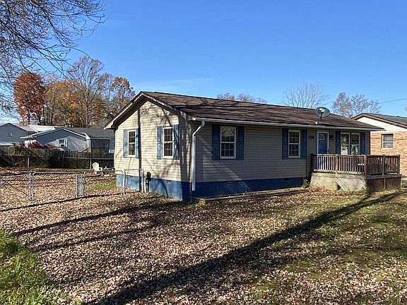 2nd image of 214 Joy St