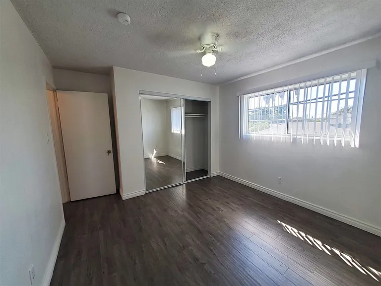 6123 Wilcox Ave — Photo 6