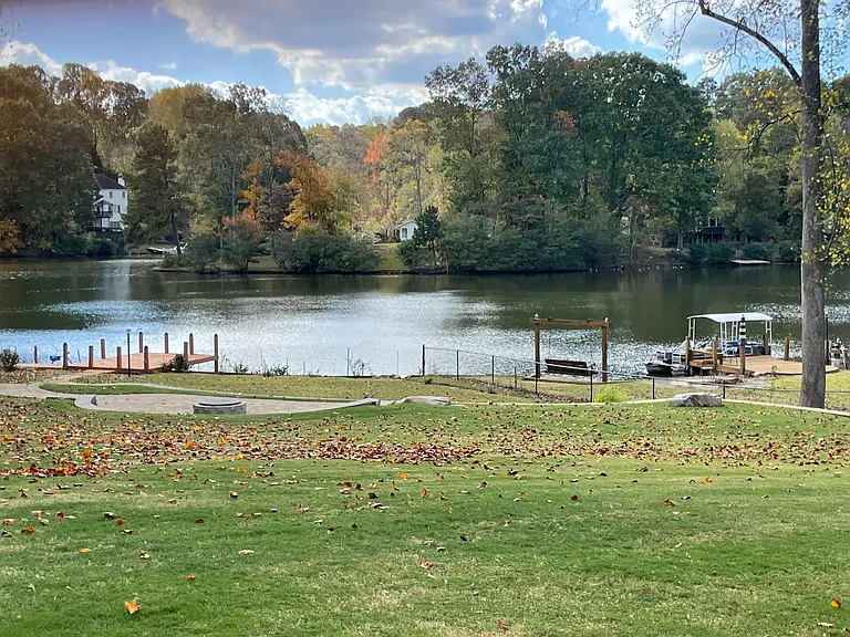 2825 Cardinal Lake Cir #A — Photo 6