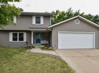 8555 S 15th Ave, Oak Creek, WI 53154