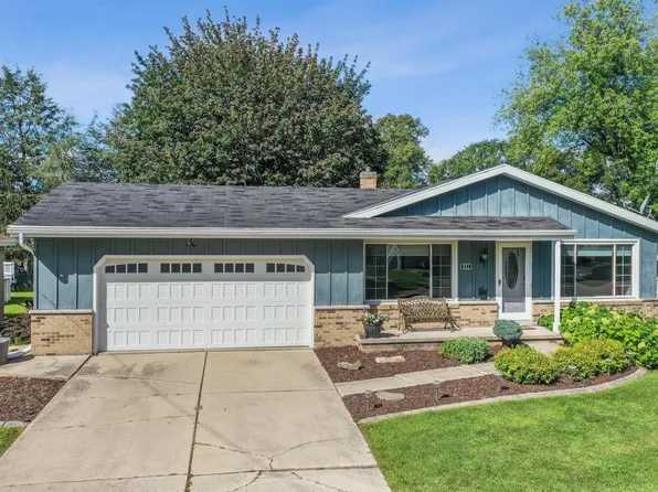 951 Coppens Rd, Green Bay, WI 54303