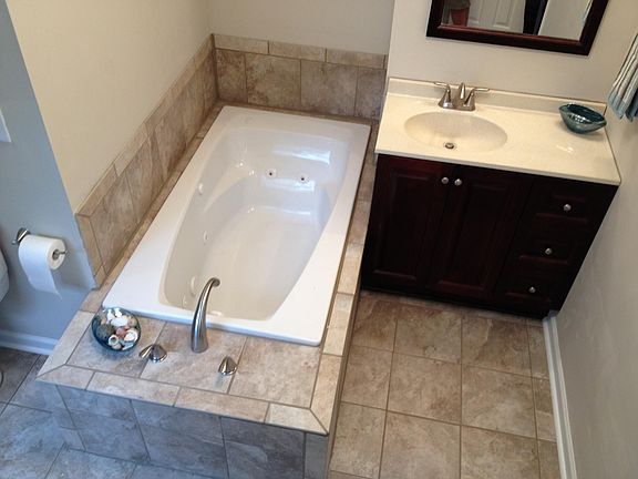 4th image of 4014 Ophie Dr NE