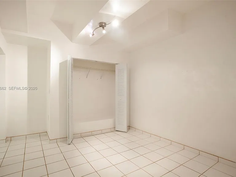 4720 Pine Tree Dr #1 — Photo 5