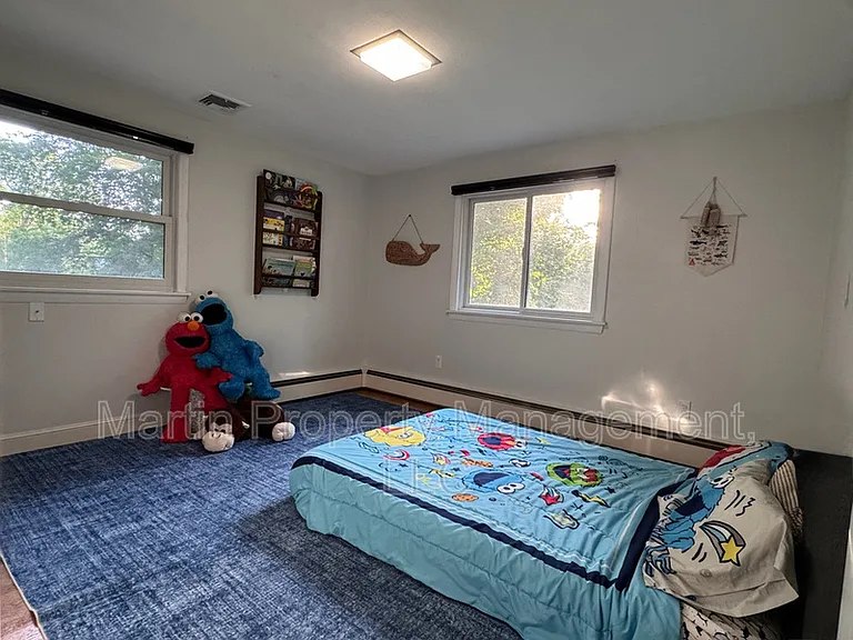 1 Cyr Cir — Photo 14