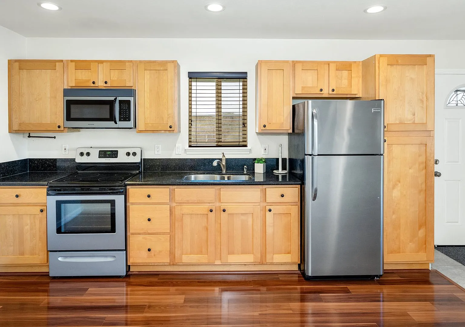 Beautifully Appointed Unfurnished 1 Bedroom / 1 Bathroom Ohana in Waikapu — Photo 3