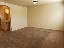 Building Photo - 3419 S River Rd #53