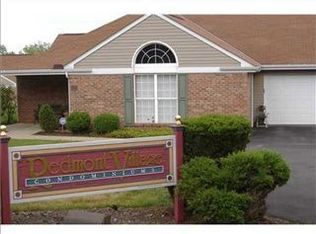 1102 Redmont Pl, Greensburg, PA 15601