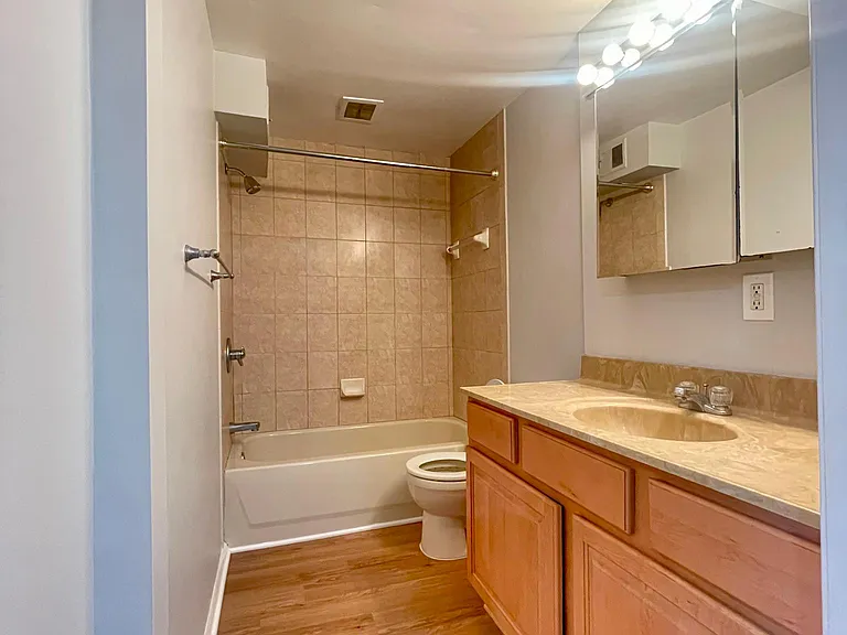5455 Hildebrand Ct — Photo 16