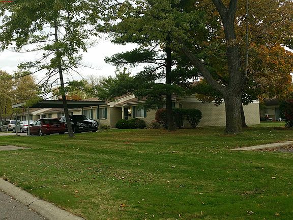 4th image of 26711 Franklin Pointe Dr #1