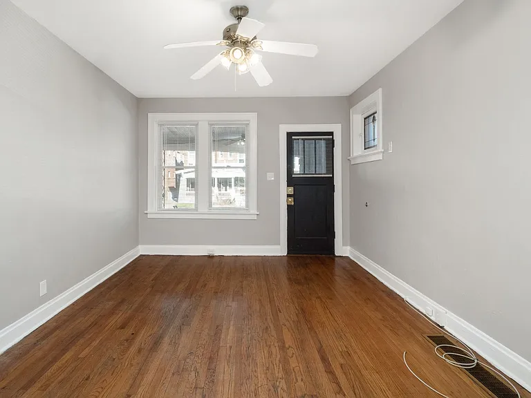 5034 Mardel Ave #1F — Photo 4