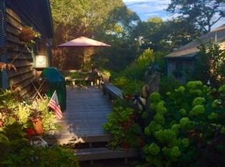104 Highland Ave, Tisbury, MA 02568