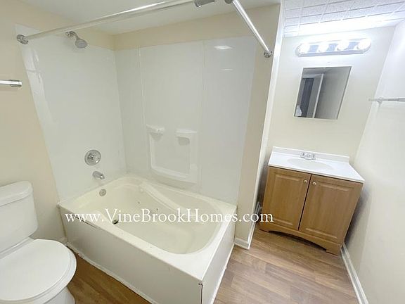 4th image of 3407 N Edmondson Ave