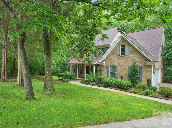 9601 Twin Falls Ct, Mint Hill, NC 28227