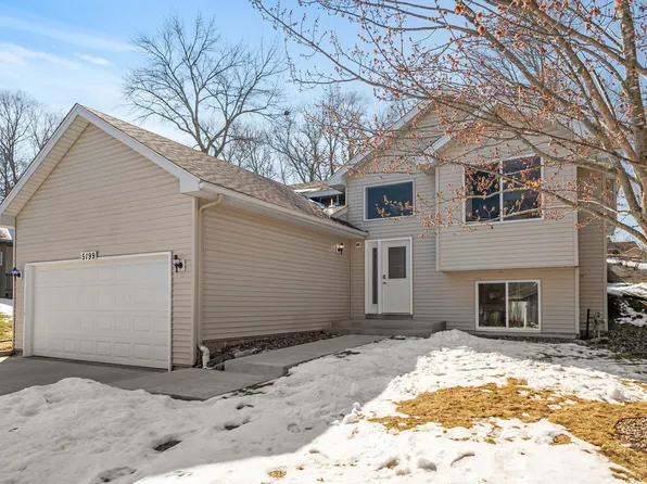 5199 W 144th St, Savage, MN 55378
