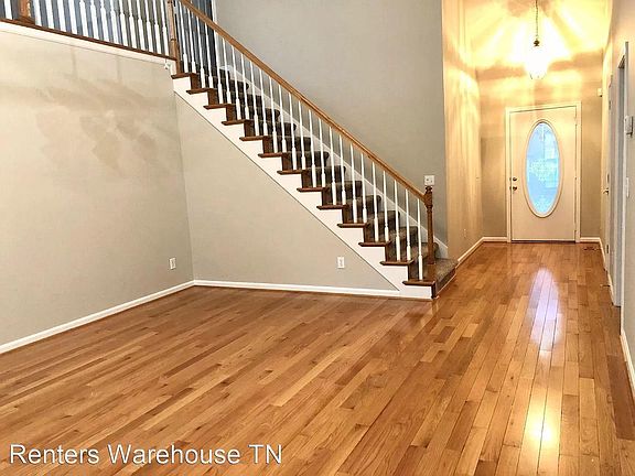 3rd image of 5030 Mary Ellen Cir