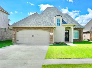 4418 Meadow Brook Way, Lake Charles, LA 70607