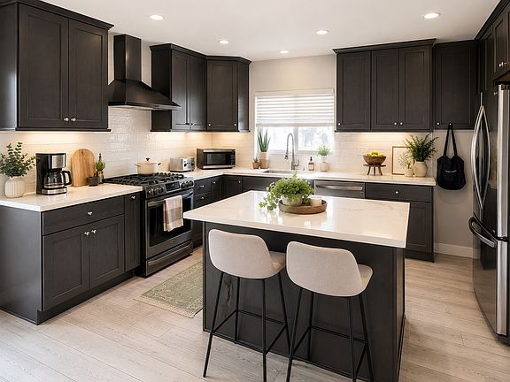 3rd image of 5 Clipper Rd #1