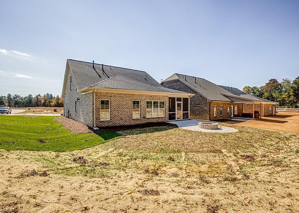 113 Castle Pond Dr, Winston Salem, NC 27107 MLS 1073766 Zillow