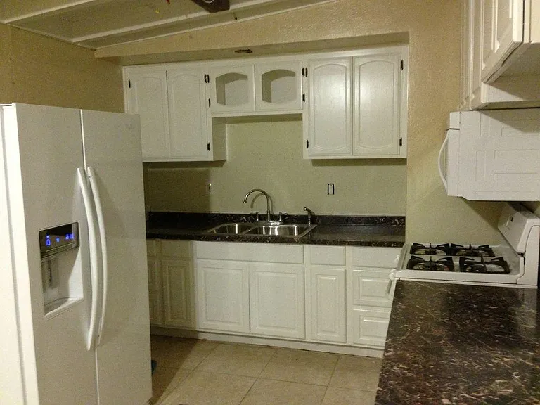 1345 Cabrillo Ave — Photo 9